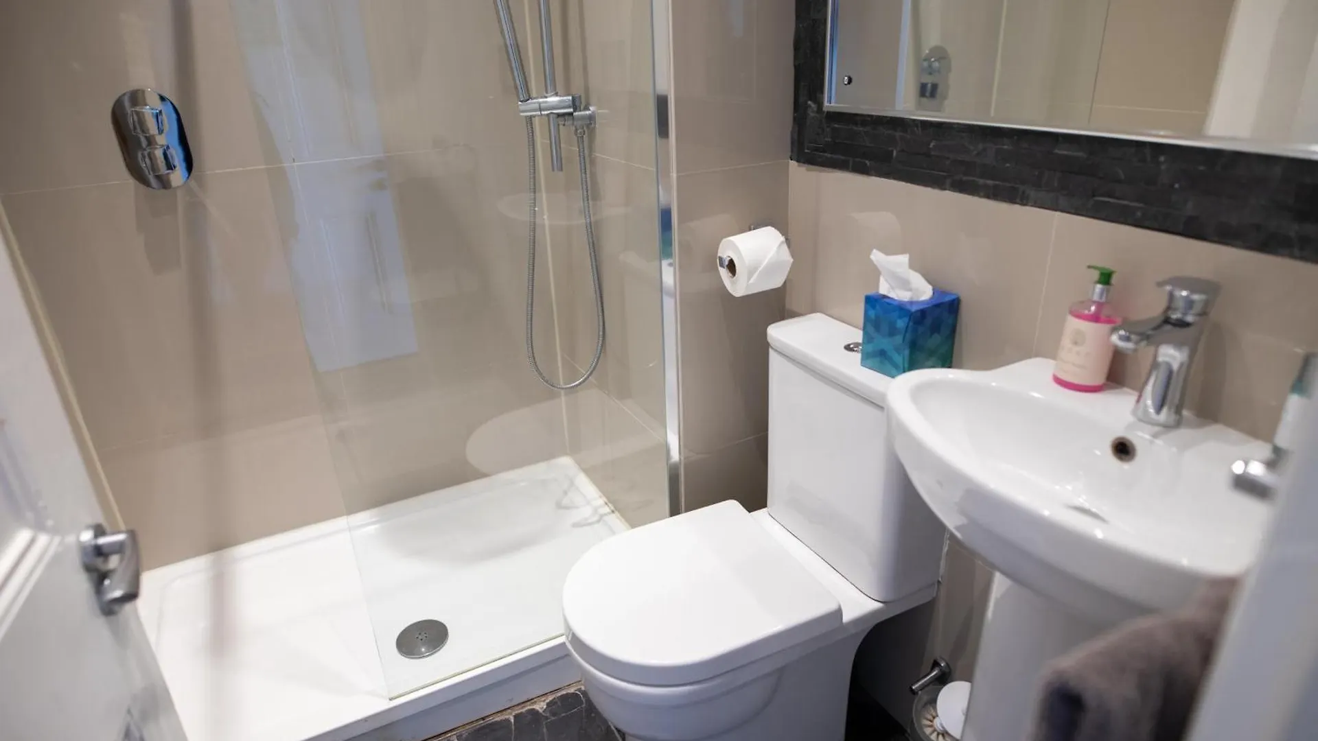 Ebs Hostel London Catford