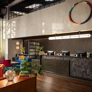 Hotel The Gantry London, Curio Collection By Hilton, Londres
